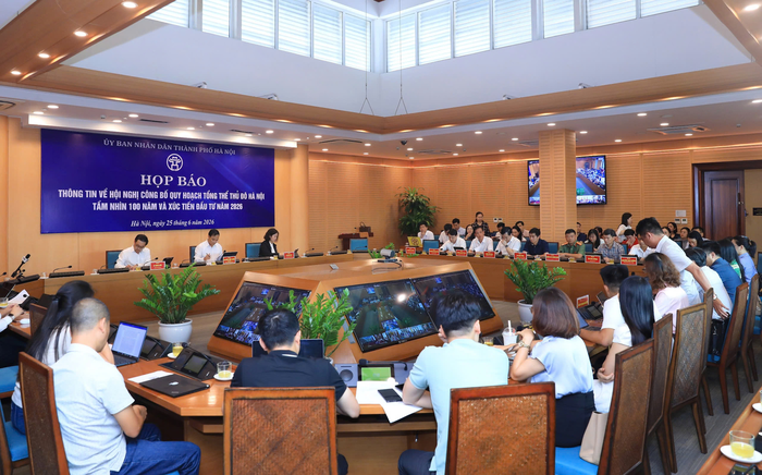 Quang cảnh họp báo. Ảnh: LÊ HẢI 