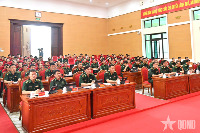 Đại biểu dự hội nghị. 