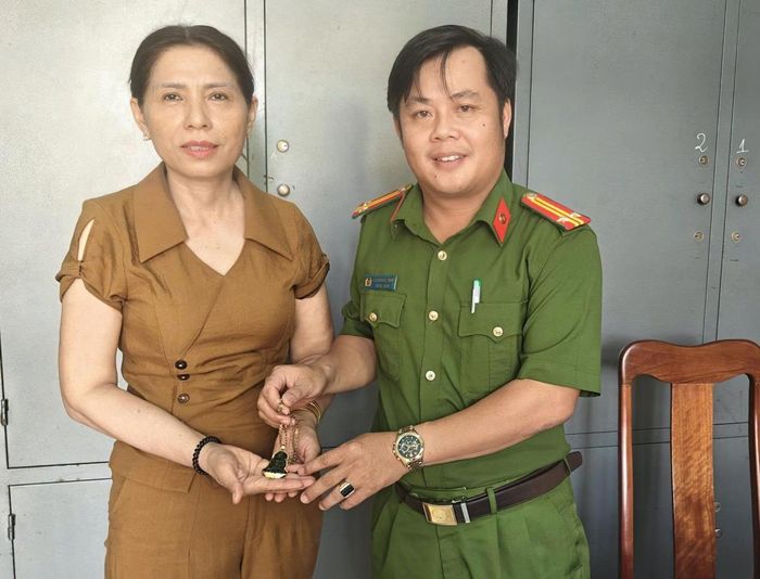 Bàn giao tài sản lại cho chị Trần Thị Liên.