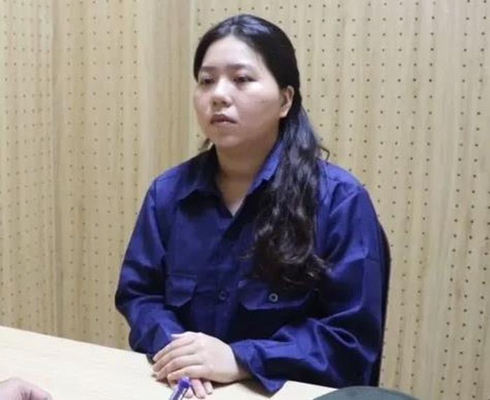 Trương Thị Bích Trâm (SN 2004) tại cơ quan điều tra. (Ảnh: CA)
