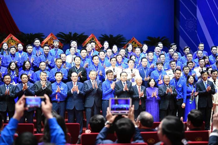 Ra mắt Ban Chấp hành T.Ư Đoàn khóa XIII gồm 119 ủy viên.