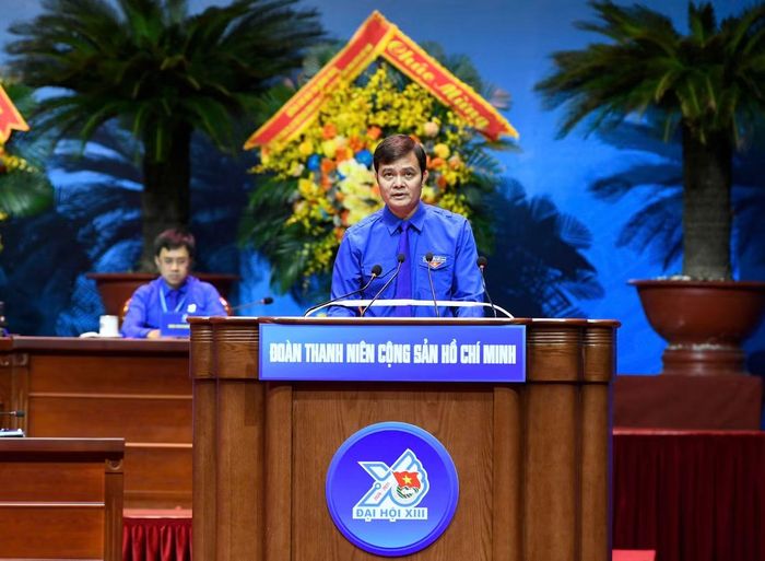 Anh Bùi Quang Huy – Ủy viên T.Ư Đảng, Bí thư thứ nhất T.Ư Đoàn khóa XIII phát biểu Bế mạc Đại hội.
