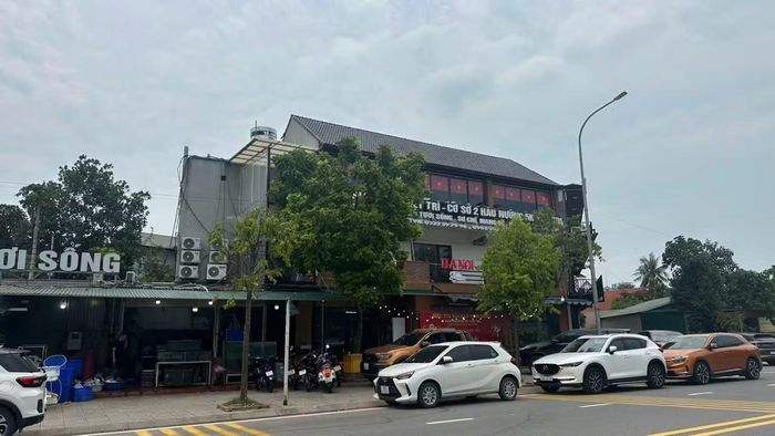 Quán hải sản trong vụ việc.