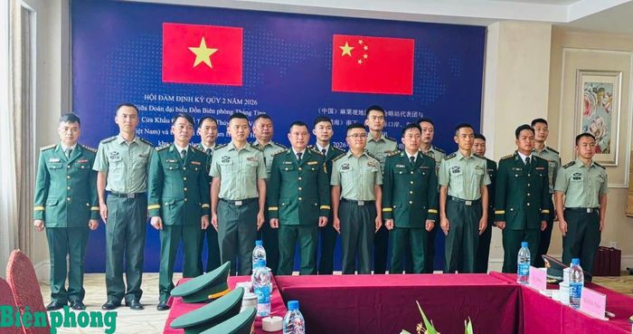 Đại biểu hai bên dự hội đàm. Ảnh: Hoàng Chính