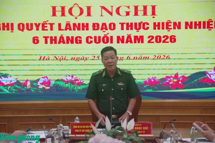 Thiếu tướng Văn Ngọc Quế phát biểu kết luận hội nghị. Ảnh: Thu Minh
