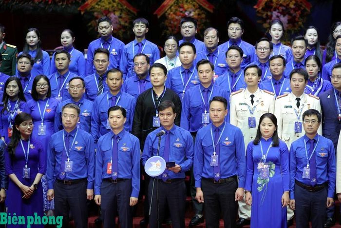 Đồng chí Bùi Quang Huy, Ủy viên Ban Chấp hành Trung ương Đảng, Phó Chủ tịch Ủy ban Trung ương Mặt trận Tổ quốc Việt Nam, Bí thư Thứ nhất Ban Chấp hành Trung ương Đoàn khóa XIII phát biểu nhận nhiệm vụ. Ảnh: Ngọc Lâm