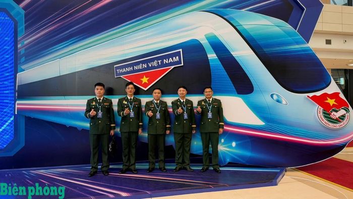 Đại biểu Bộ đội Biên phòng tham dự Đại hội. Ảnh: Ngọc Lâm