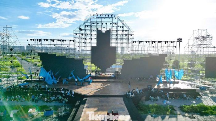 Màn chạy cờ được chờ đón ở concert Thanh xuân.