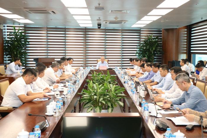 Toàn cảnh phiên làm việc thứ nhất về phương án nhập khẩu, pha trộn than tại Cảng Bến Cân - Điền Công.