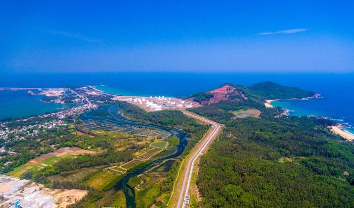 Một góc xã Vạn Tường (Quảng Ngãi).
