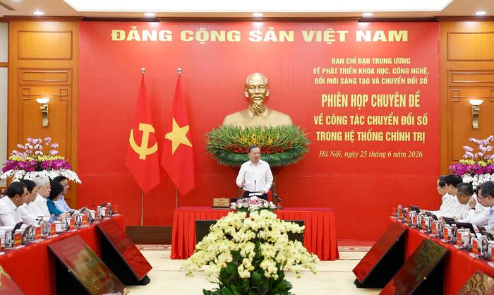 Xác định dữ liệu là nền tảng quan trọng, là tài nguyên chiến lược của quốc gia. Ảnh: TTXVN