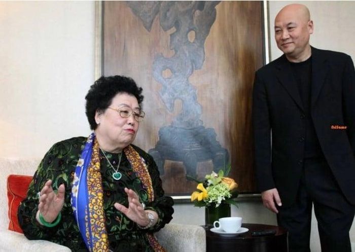 "Đường Tăng" Trì Trọng Thụy tuyên bố cưới tỷ phú Trần Lệ Hoa không phải vì tiền.
