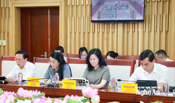 Các đại biểu dự họp tại điểm cầu UBND tỉnh. Ảnh: Thành Duy