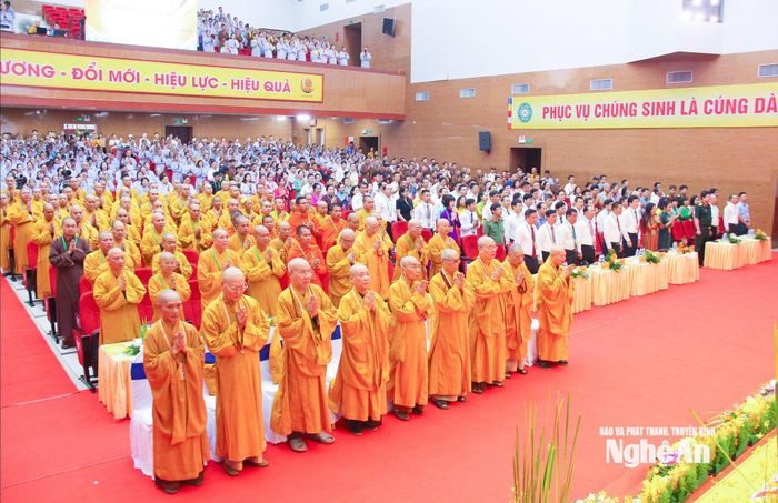 Các đại biểu tổ chức nghi lễ tại đại hội. Ảnh: Mai Hoa