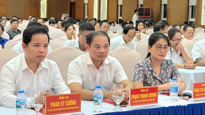 Đại biểu tham dự hội nghị. Ảnh: Bùi Thọ