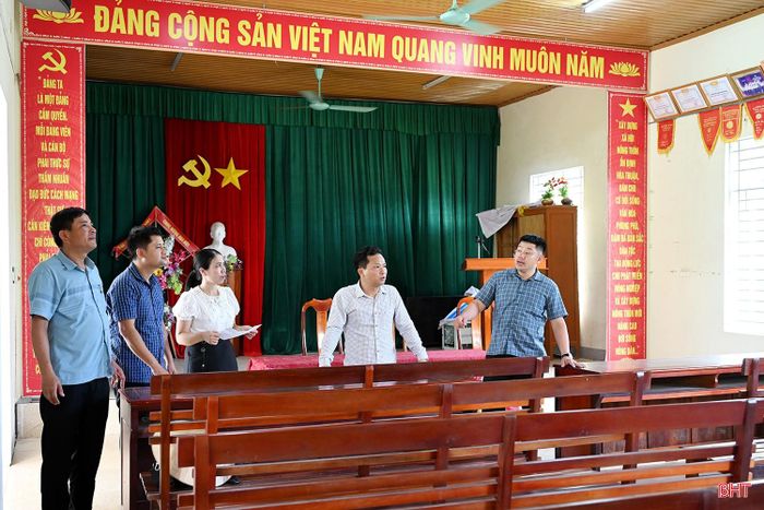 Nhà văn hóa thôn 8, xã Hương Đô được lựa chọn là địa điểm sinh hoạt của thôn mới Hồng Hà.