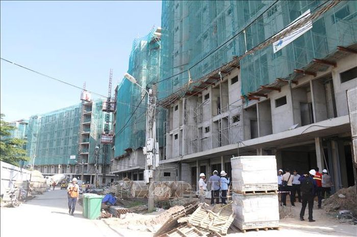 Dự án Chung cư sông Cà Ty đang được đẩy nhanh tiến độ thi công phục vụ tái định cư cho người dân ven sông Cà Ty.