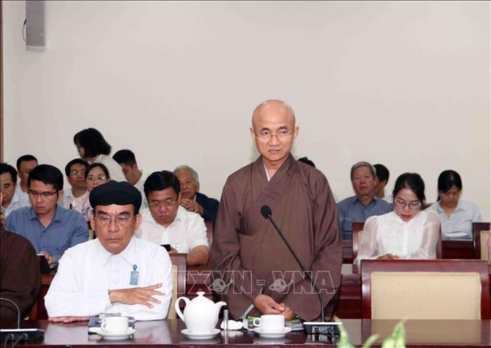 Thượng tọa Thích Thiện Quý, Ủy viên Hội đồng Trị sự Giáo hội Phật giáo Việt Nam; Phó Trưởng Ban, Chánh Thư ký Ban Trị sự Giáo hội Phật giáo Việt Nam Thành phố phát biểu.