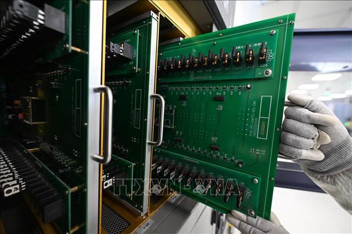 Doanh số bán hàng của các nhà sản xuất chip Mỹ tại Trung Quốc tăng mạnh. Ảnh minh họa: THX/TTXVN