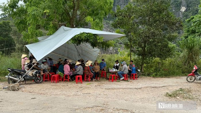 Từ 1/1/2026 đến nay, người dân địa phương đã 3 lần tập trung để phản ứng về mùi hôi thối từ nhà máy rác.