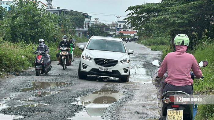Năm 2020, dự án tiếp tục được chuyển giao trở lại cho TP Quảng Ngãi (cũ) để triển khai đoạn từ đường Ngô Sĩ Liên đến đường Hai Bà Trưng. Dù được chia thành 10 gói thầu nhưng đến cuối năm 2023 mới hoàn thành khoảng 150m mặt đường.