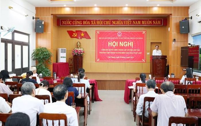 Chi hội Luật gia phường Cẩm Thành được thành lập đánh dấu bước phát triển mới trong công tác xây dựng tổ chức Hội Luật gia tại cơ sở.