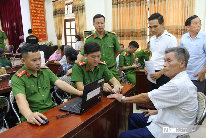 Trong buổi Lễ phát động triển khai cao điểm thu nhận mẫu sinh phẩm ADN thân nhân liệt sĩ chưa xác định thông tin, Phó Chủ tịch UBND tỉnh Phùng Thành Vinh - cho biết, trong đợt này khối lượng mẫu cần thu nhận rất lớn, thời gian triển khai ngắn, vì vậy các cơ quan, đơn vị và lực lượng trực tiếp thực hiện phải nêu cao tinh thần trách nhiệm, chủ động khắc phục khó khăn, quyết tâm hoàn thành nhiệm vụ ở mức cao nhất.