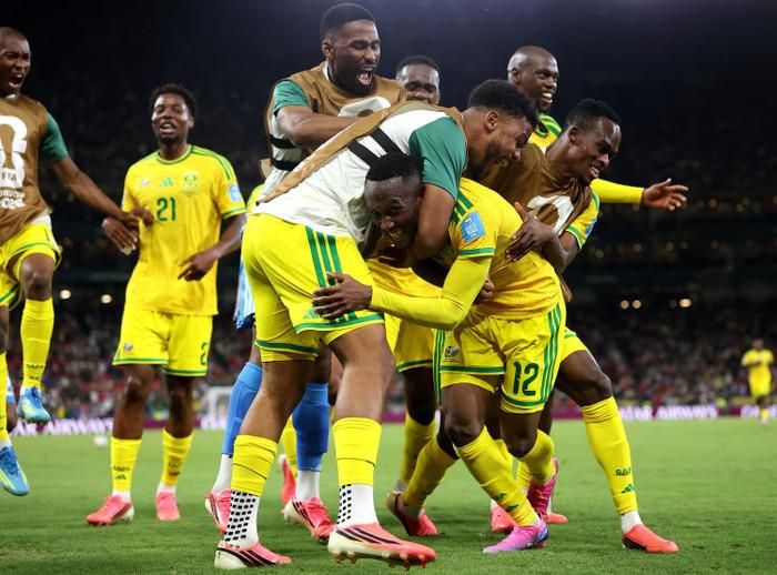 Nam Phi đi tiếp theo cách kinh ngạc. Ảnh: FIFA