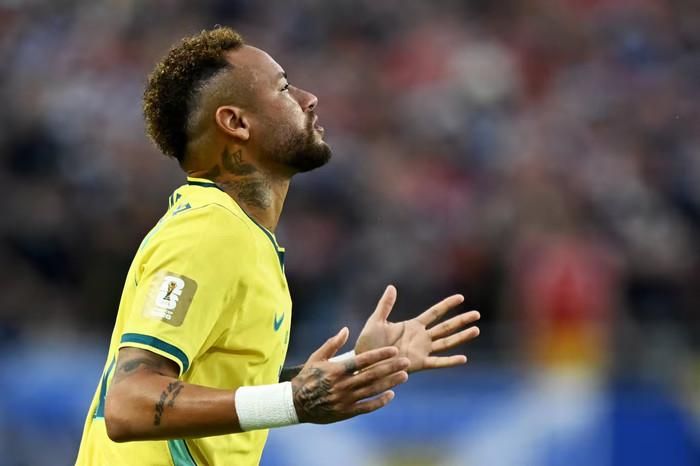 Neymar ra sân ở World Cup. Ảnh: FIFA