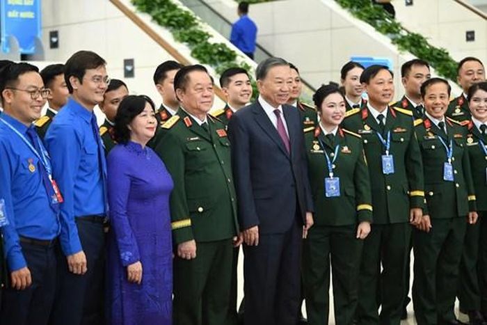 Tổng Bí thư, Chủ tịch nước Tô Lâm; Chủ tịch Ủy ban Trung ương MTTQ Việt Nam Bùi Thị Minh Hoài dự Phiên trọng thể Đại hội đại biểu toàn quốc Đoàn TNCS Hồ Chí Minh lần thứ XIII, nhiệm kỳ 2026 - 2031.