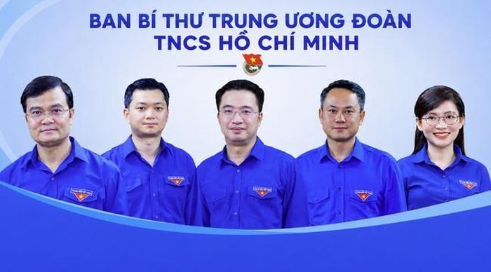 Ban Bí thư Trung ương Đoàn TNCS Hồ Chí Minh khóa XIII gồm các anh, chị (từ trái qua): Anh Bùi Quang Huy, anh Nguyễn Minh Triết, anh Nguyễn Tường Lâm, anh Nguyễn Kim Quy, chị Hồ Hồng Nguyên.