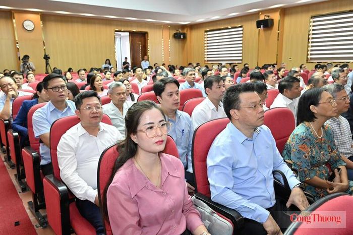Đại diện các đơn vị thuộc Bộ Công Thương tham dự Hội nghị. Ảnh: Cấn Dũng