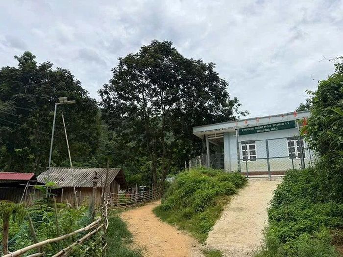 Điểm trường mầm non khu Ma Hác được địa phương chuẩn bị làm nơi tránh trú tạm thời cho người dân khi xảy ra mưa lũ, sạt lở đất.