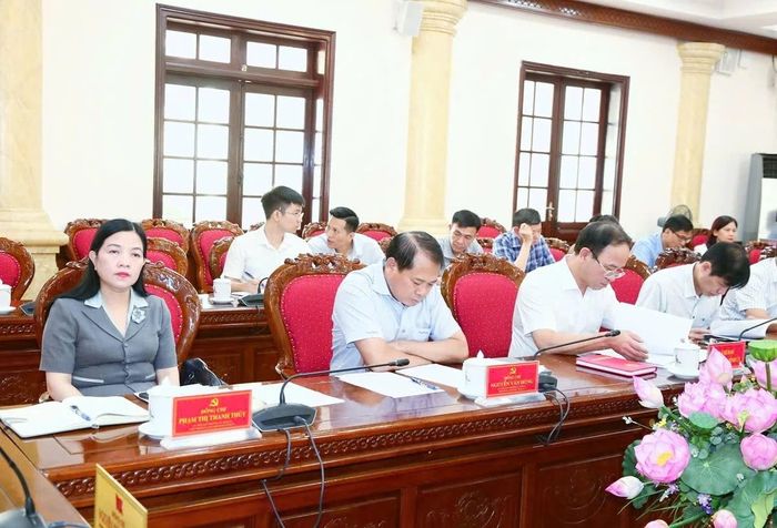 Các đại biểu dự hội nghị.