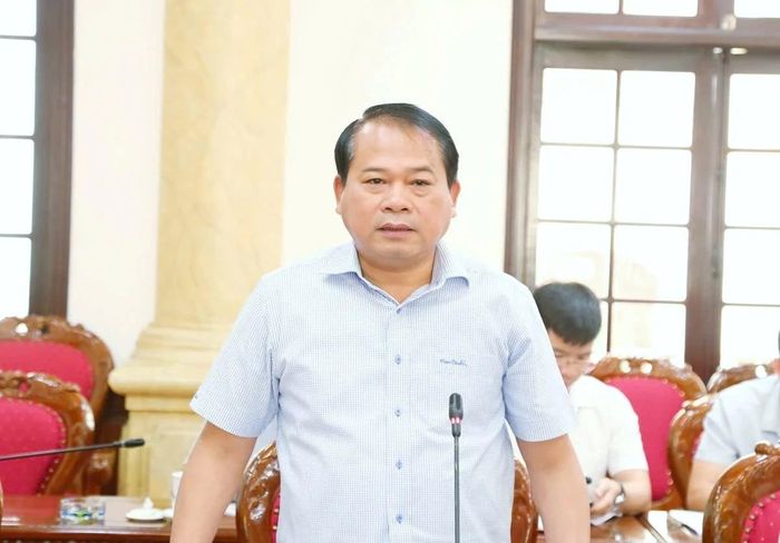 Trưởng Ban Tổ chức Tỉnh ủy Nguyễn Văn Hùng phát biểu tại hội nghị.