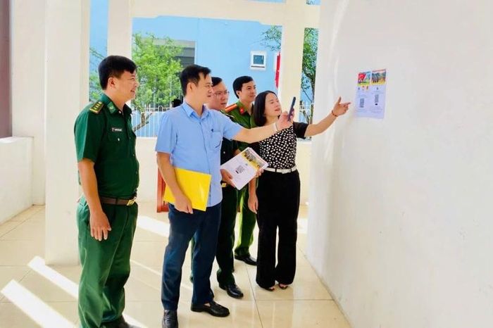 Vị trí niêm yết mã QR phục vụ tuyên truyền và hỗ trợ người dân tiếp cận thông tin trong mô hình.