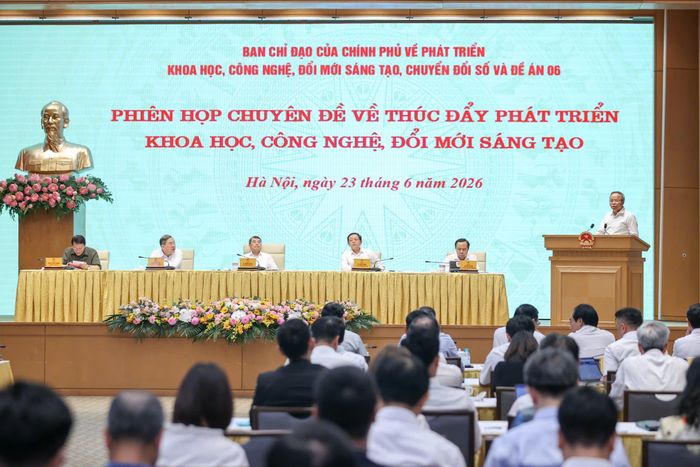 Chủ tịch Tập đoàn Công nghệ CMC Nguyễn Trung Chính đề xuất sớm xây dựng cơ chế tuyển chọn, giao nhiệm vụ và hậu kiểm rõ ràng cho doanh nghiệp công nghệ chiến lược