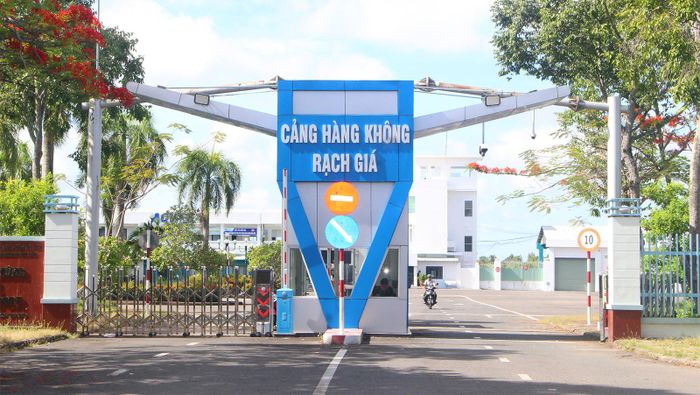 Cảng hàng không Rạch Giá. Ảnh: PHƯƠNG LAN