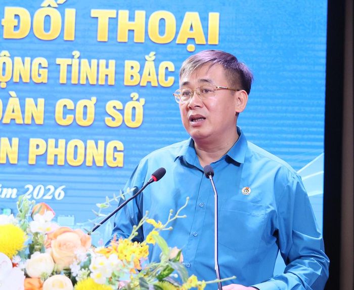  Đồng chí Thạch Văn Chung phát biểu tại hội nghị. 