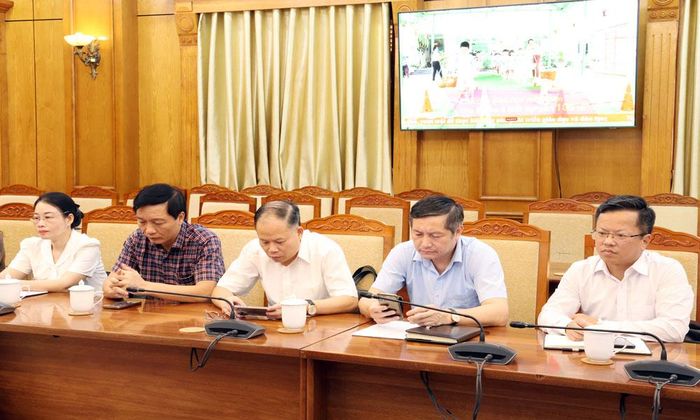  Đại biểu dự tại điểm cầu UBND tỉnh Bắc Ninh. 