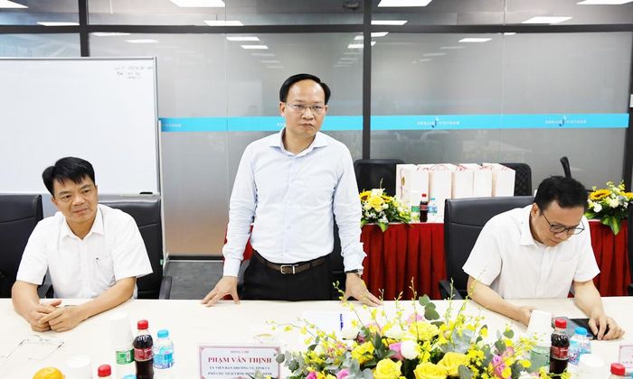  Phó Chủ tịch UBND tỉnh Phạm Văn Thịnh tiếp thu các kiến nghị, đề xuất của Công ty trách nhiệm hữu hạn Seojin Việt Nam (Khu công nghiệp Song Khê- Nội Hoàng). 