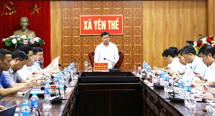  Quang cảnh buổi làm việc. 