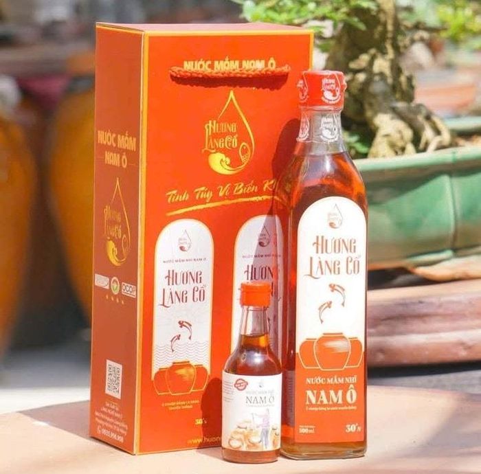 Việc đưa câu chuyện văn hóa vào bộ quà tặng giúp giá trị nước mắm Nam Ô tăng trưởng mạnh mẽ. Ảnh: ĐVCC