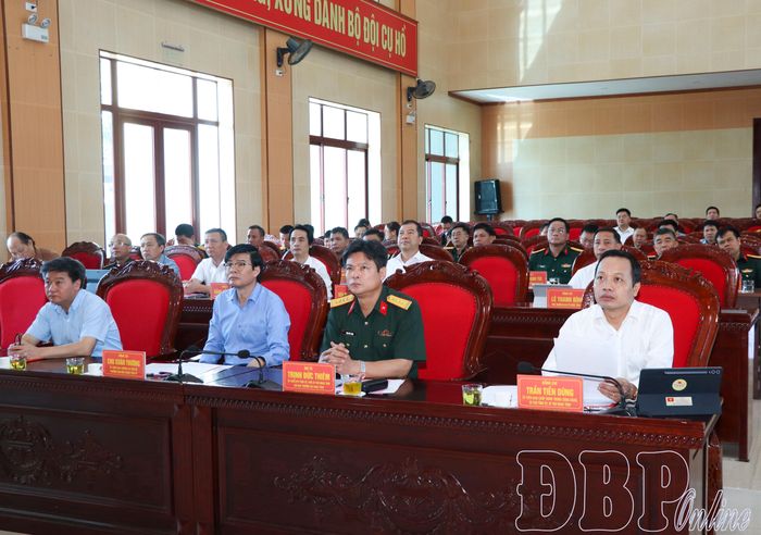Đại biểu dự hội nghị.