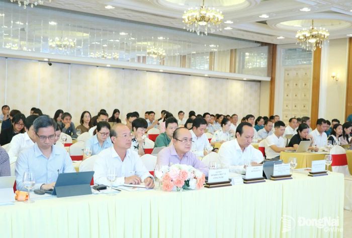 Các đại biểu tham dự hội thảo. Ảnh: Vương Thế