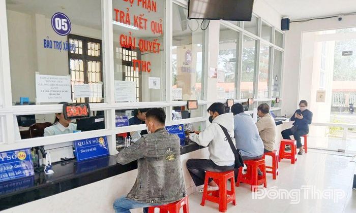 Từ khi triển khai mô hình mới, các dịch vụ công ở địa phương được tổ chức bài bản hơn.