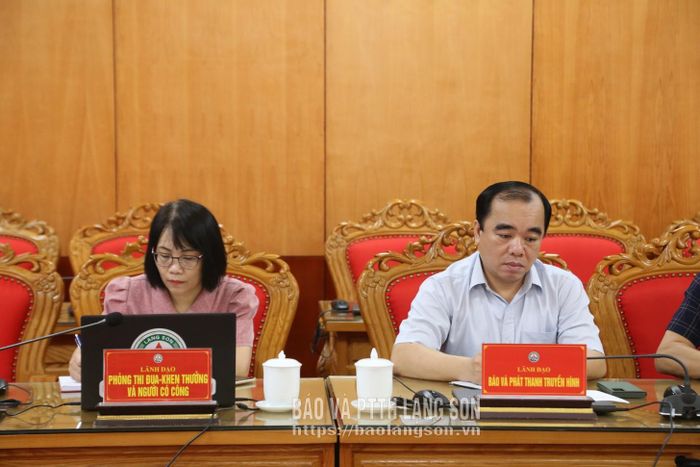 Các đại biểu dự hội nghị tại điểm cầu UBND tỉnh Lạng Sơn