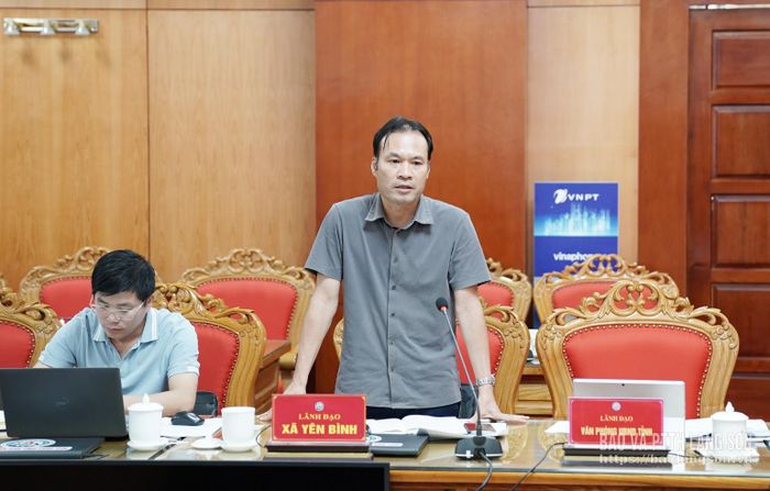 Lãnh đạo xã Yên Bình đề xuất một số nội dung tại buổi làm việc