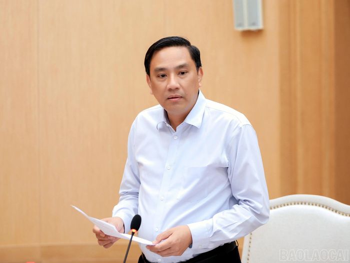 Đồng chí Hoàng Giang - Phó Bí thư Thường trực Tỉnh ủy, Chủ tịch HĐND tỉnh, Phó Trưởng ban Thường trực Ban Chỉ đạo phát biểu tại hội nghị.