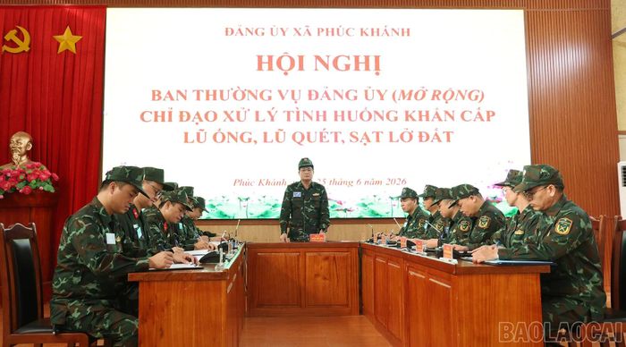 Hội nghị Ban Thường vụ Đảng ủy (mở rộng) chỉ đạo xử lý tình huống khẩn cấp lũ ống, lũ quét, sạt lở đất.